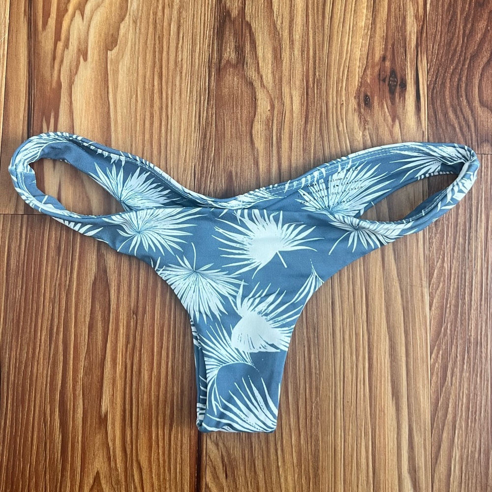 MIDORI WAILUA KAI BOTTOM